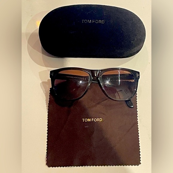 Tom Ford Olivier Sunglasses with case & cloth - Picture 1 of 6